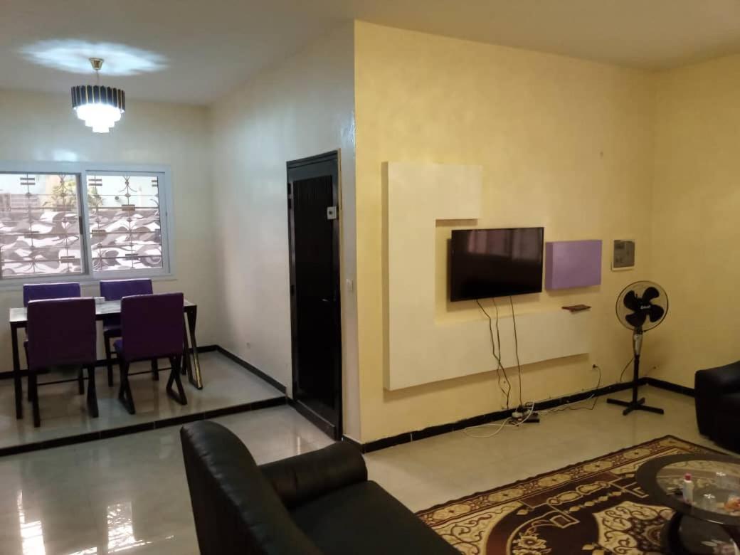 Ker Adja Appartement Ziguinchor Buitenkant foto