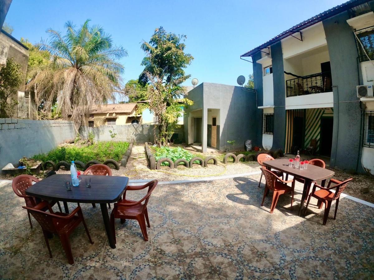 Ker Adja Appartement Ziguinchor Buitenkant foto