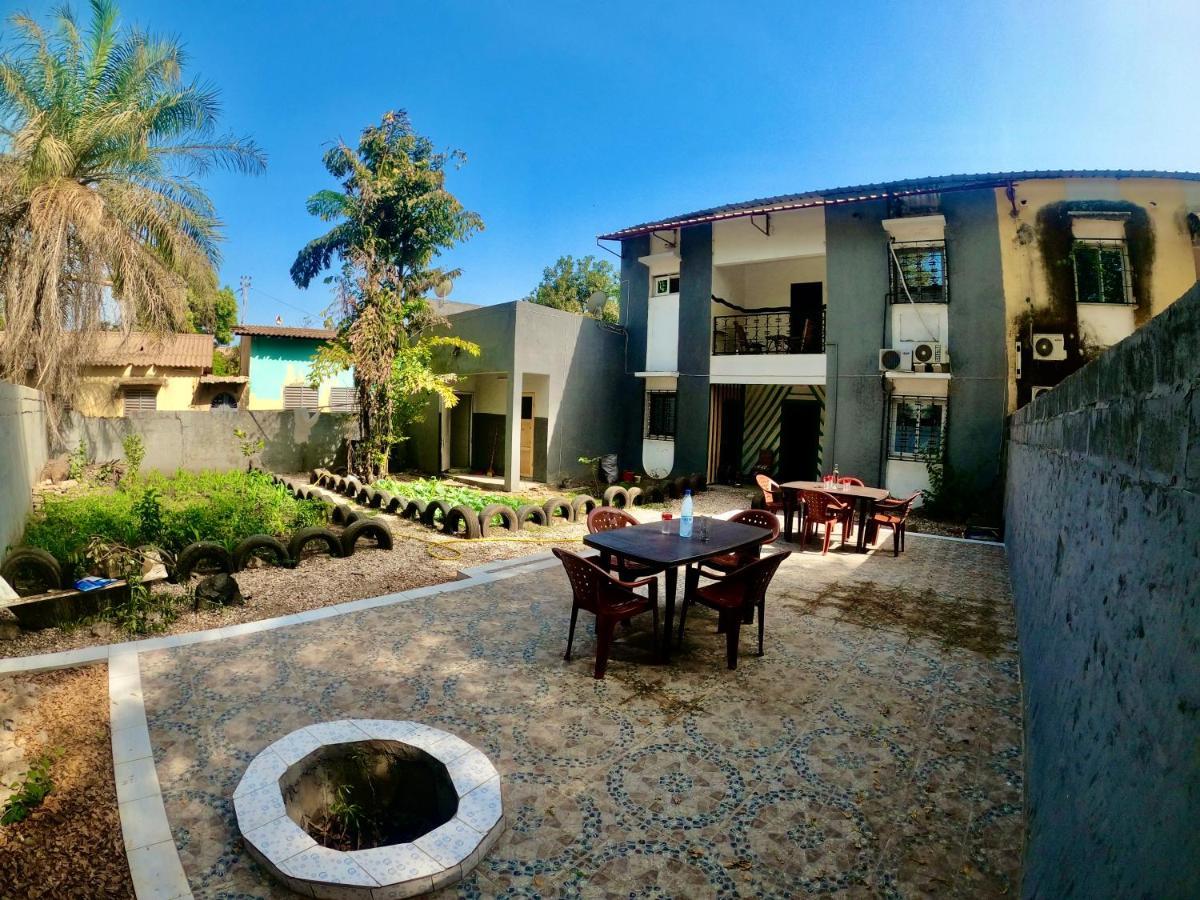 Ker Adja Appartement Ziguinchor Buitenkant foto